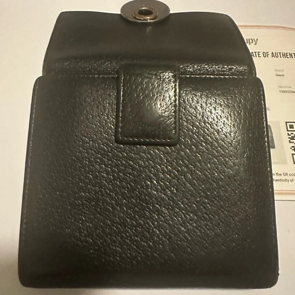 Gucci Eclipse Insignia Wallet - Picture 7 of 12